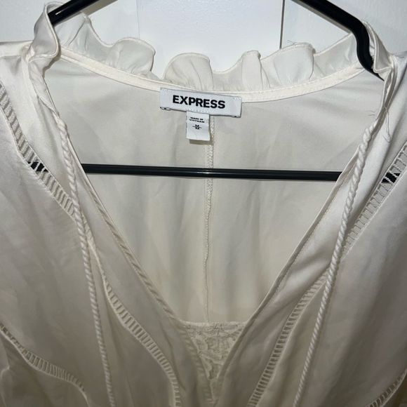 ExpressâIvory Satin Blouse - Picture 4 of 5